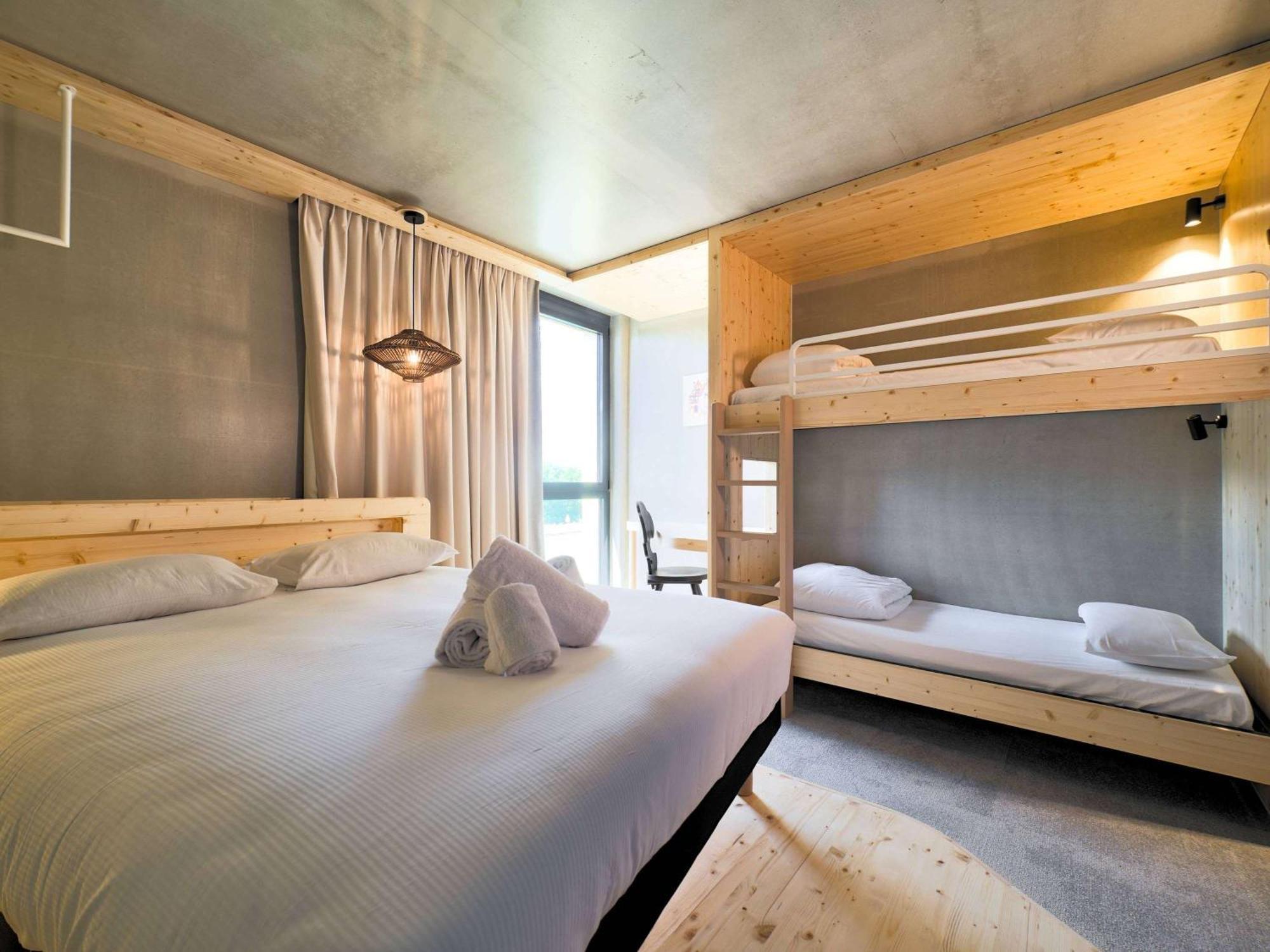 Greet Hotel Cernay Mulhouse Luaran gambar